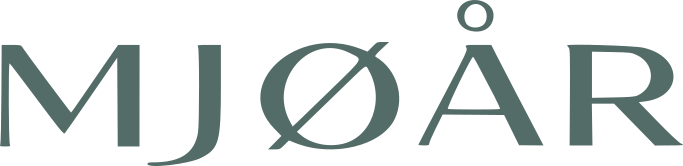MJØÅR Logo